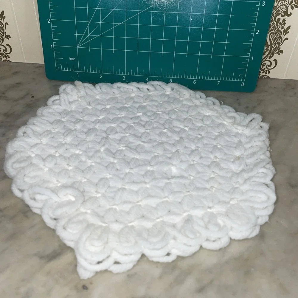 3 Matching Placemats | Snow White Yarn Lap Loom | Two 16